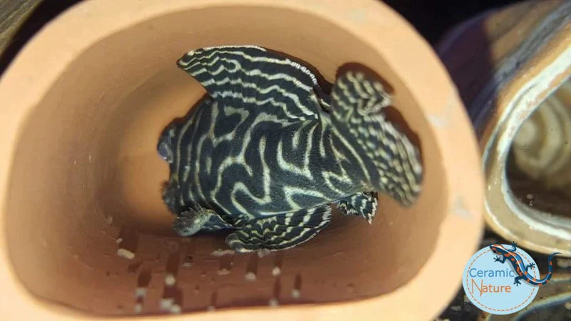 Ceramic Nature Malgrotta Röd – Handgjord keramisk lekgrotta till malar